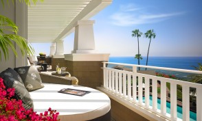 Catalina Suite Balcony